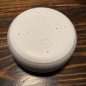 Amazon Echo Dot 3rd Generation - White - Excellent condition